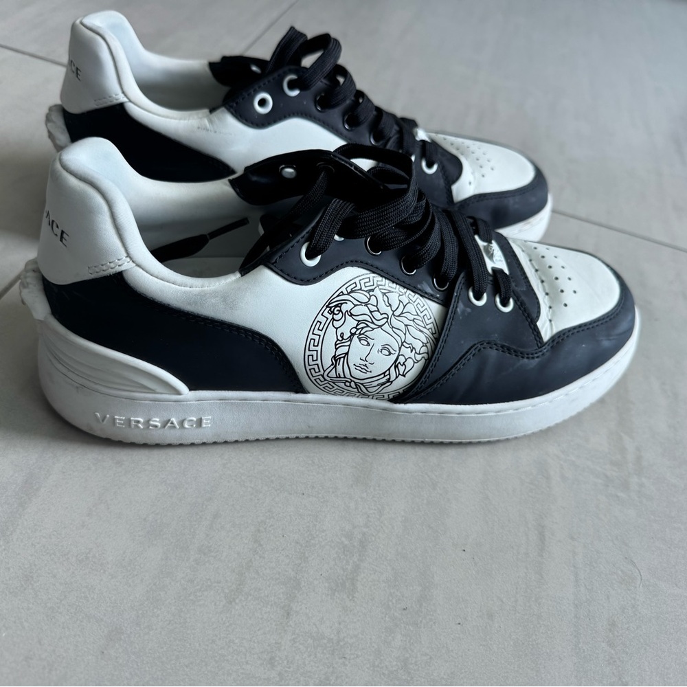 Versace Men Black and White Medusa Sneakers